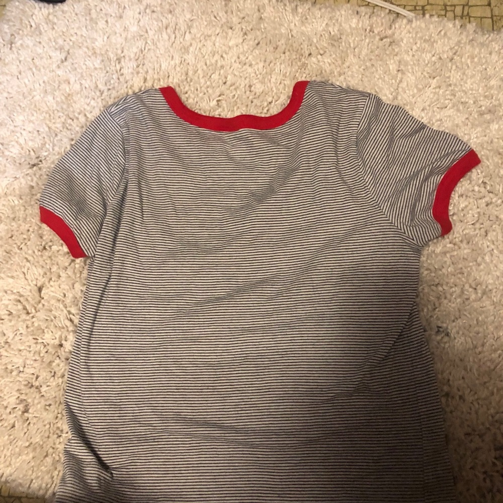 H & M t shirt